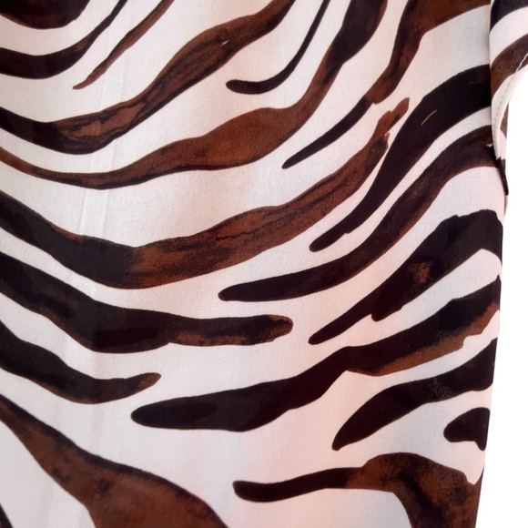 Cabi Zebra Print Ruffle Flutter Sleeve Blouse Style #3771 Brown Cream - Sz M - Picture 10 of 10